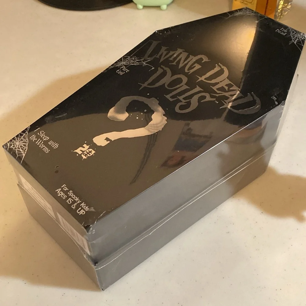 Series 35 20th Anniversary Series Mystery Doll Mezco Toyz